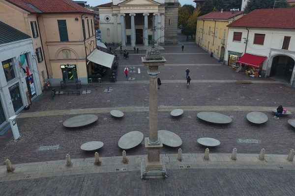 Piazza San Vittore e le Ellissi di Cino Zucchi