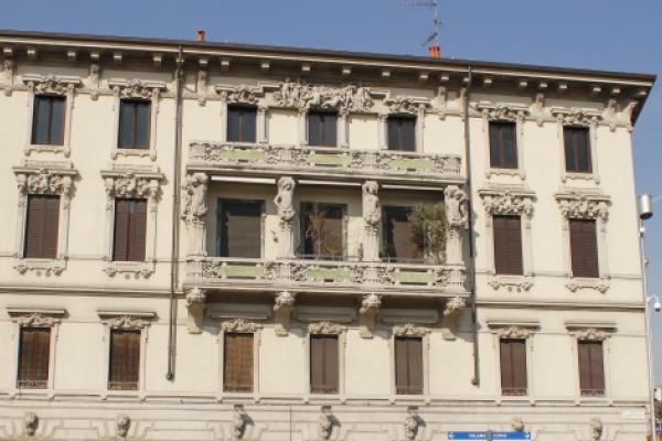 Casa delle Cariatidi