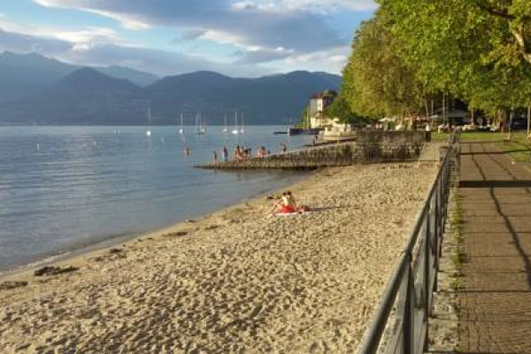 Spiaggia di Cerro, Laveno Mombello