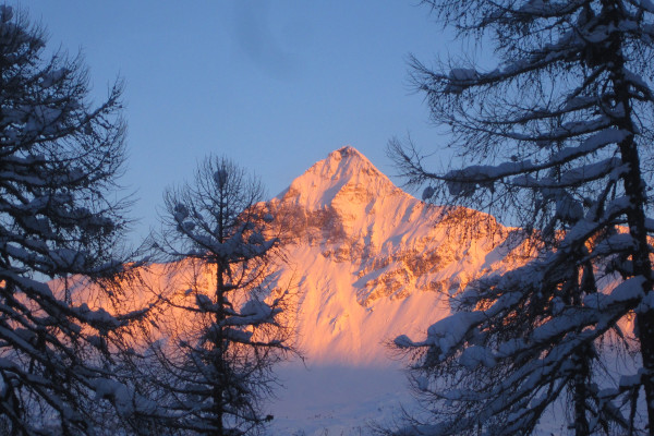 Esterno suite 2 cuori in pista - ski area Valmalenco