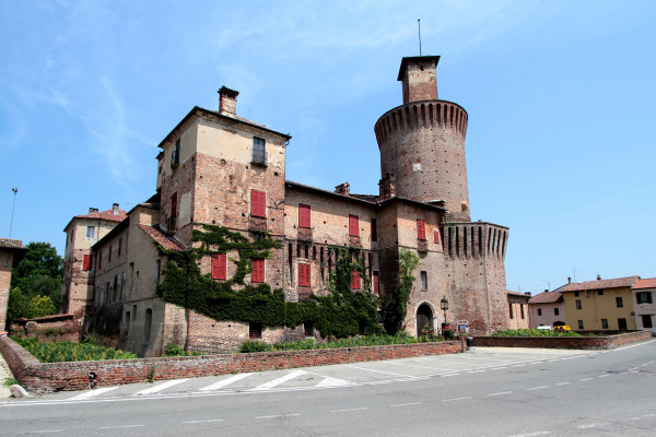 Castello di Sartirana