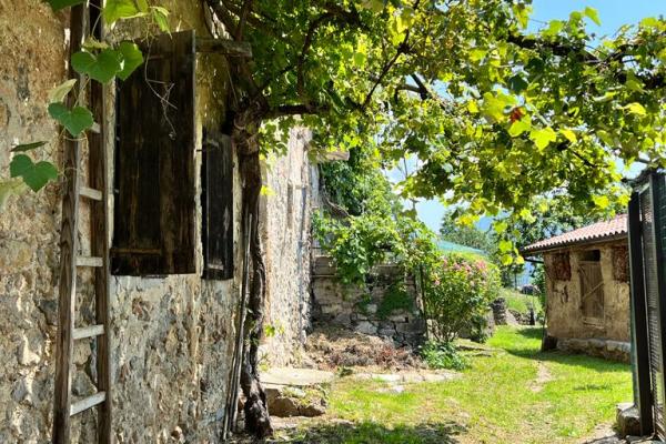 Camminando per contrade storiche, Zogno