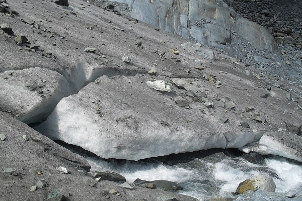 Fronte del ghiacciaio del Ventina