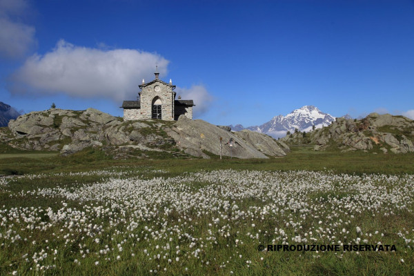 Chiesetta all'Alpe Prabello