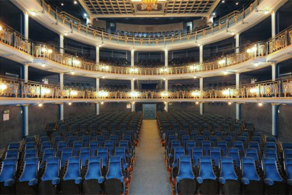 Teatro Sociale, Brescia (ph: centroteatrale bresciano.it)