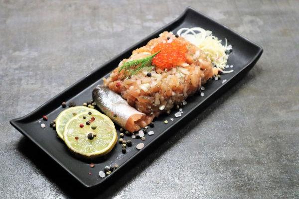 Tartare di salmerino (ph: cdn.pixabay.com)