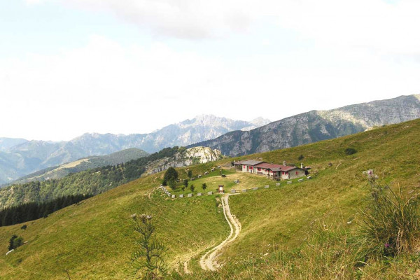 Tour al Rifugio Vaccaro 