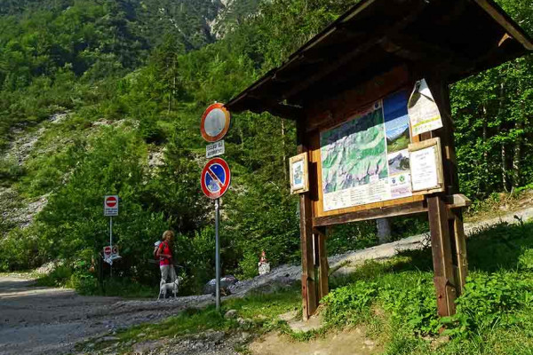 Da Valcanale al Rifugio Alpe Corte 