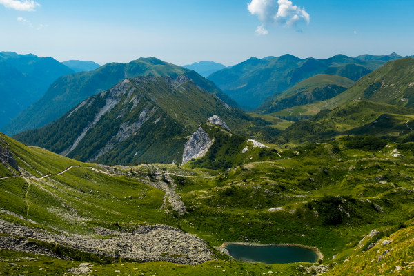 Dal Passo Crocedomini al Rifugio Tita Secchi