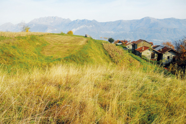 Monte di Brianza da Olgiate Molgora