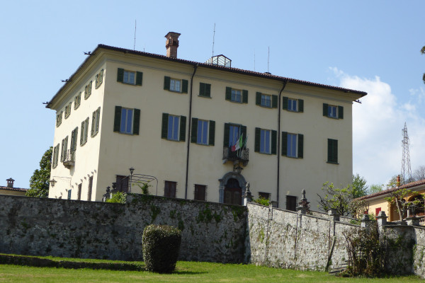 Villa Camozzi - seat of the Museum Valsanagra