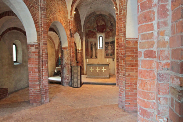 San Pietro, interno