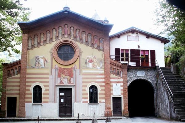 Facciata del Santuario di Rio Secco
