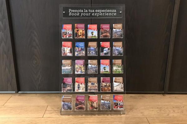 Espositore esperienze