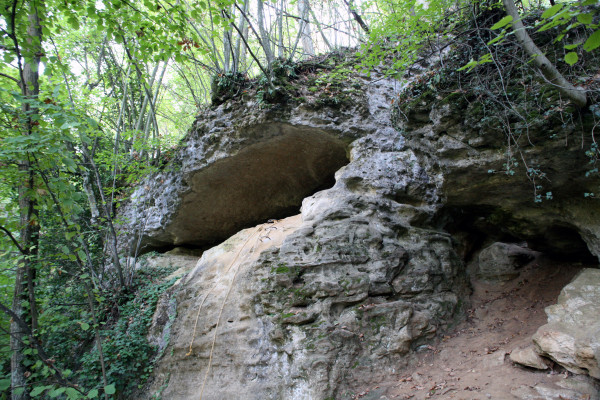 San Ponzo, le grotte