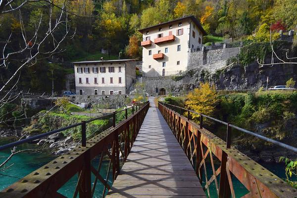 Ponte sul fiume Brembo