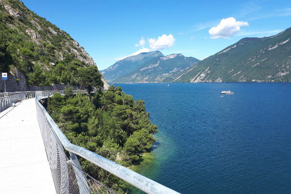 La Ciclabile dei sogni a Limone sul Garda