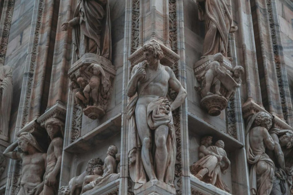 terrazze-duomo-statue-neiade-tour-events-unsplash_optimized