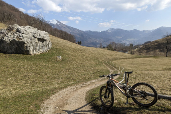 ESPERIENZA BIKE e WINE in VALSASSINA
