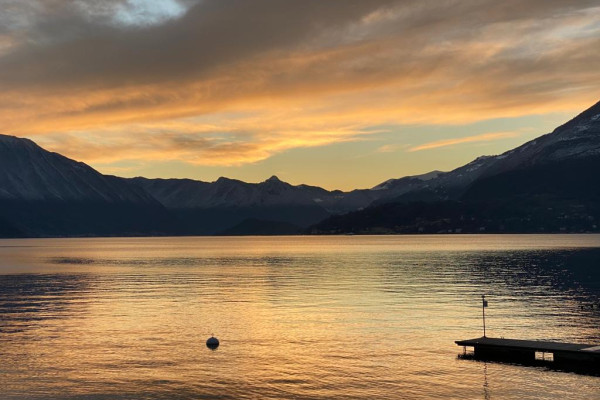 TRAMONTO SUL LAGO